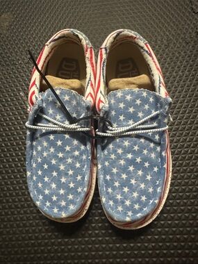 Hey Dude Kids Star-Pattern Slip-On Sneakers - Blue & Red